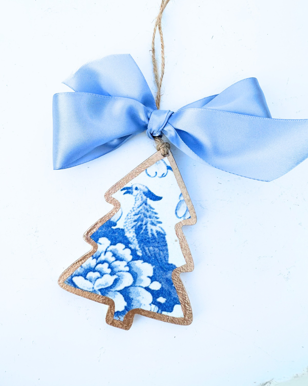 Blue Chelsea Bird Tree Ornament