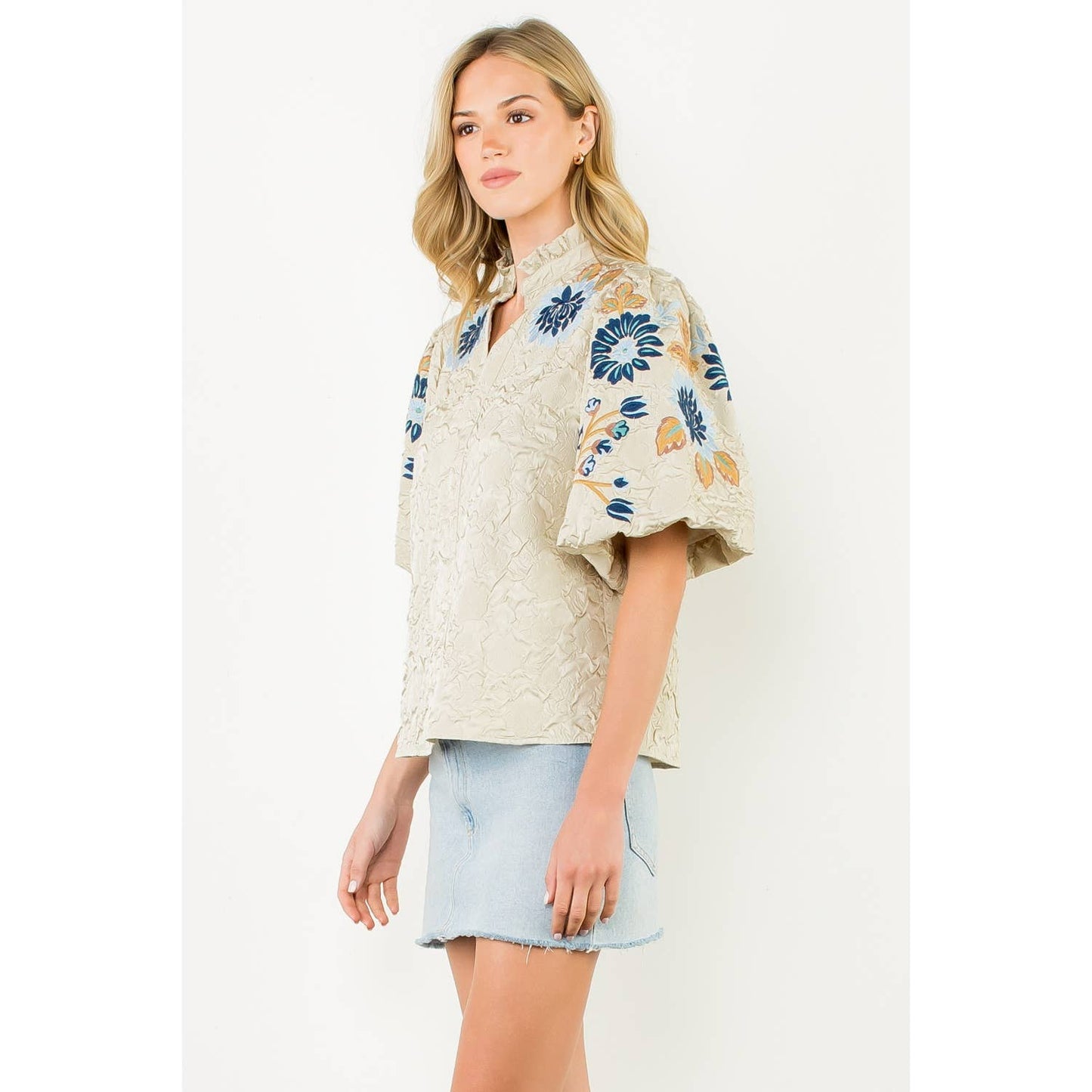 THML Embroidered Puff Sleeve Textured Top