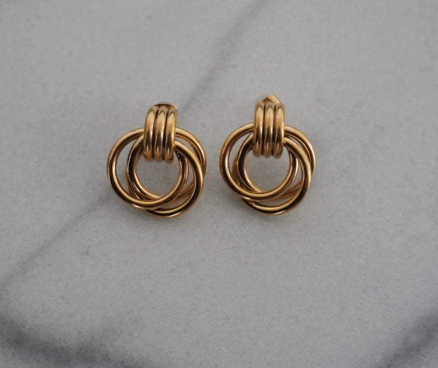 CHANSUTT PEARLS Eden Earrings