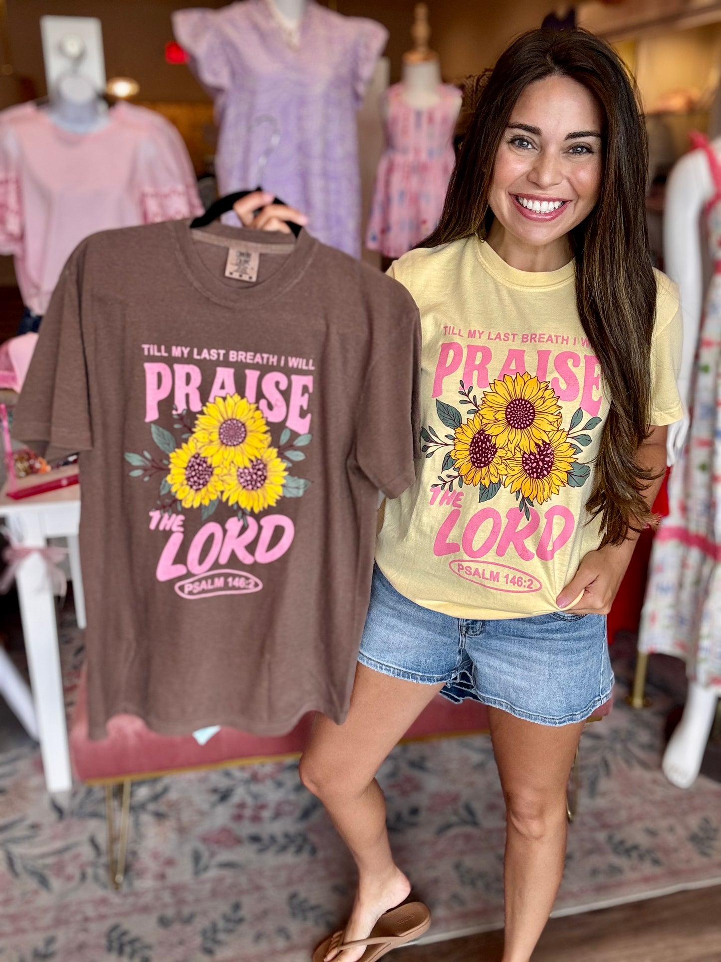 Praise the Lord Graphic Tee