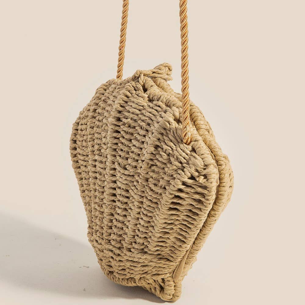 Straw Braided Seashell Bag