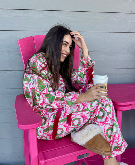 Simply Southern Women’s Wreaths and Trees Holiday Pajama Set