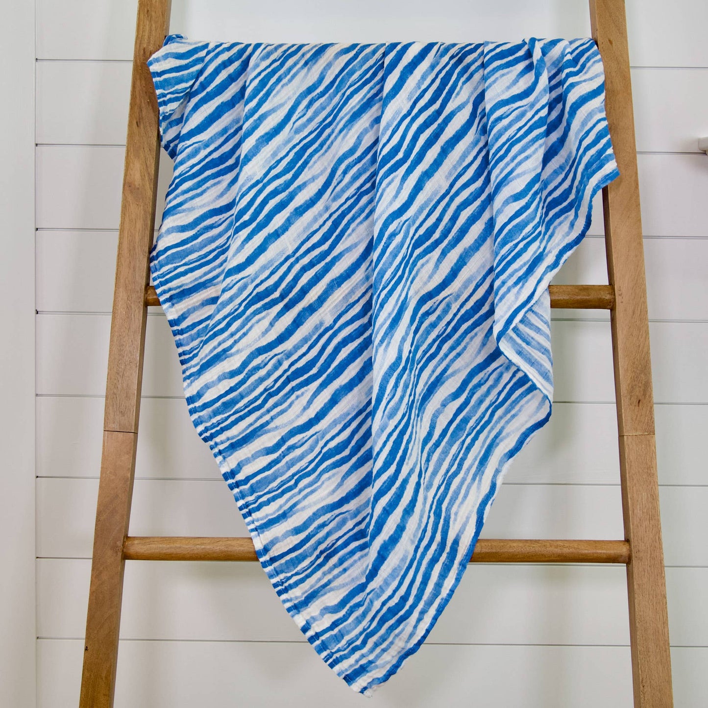 Waving At You Baby Muslin Swaddle Blanket
