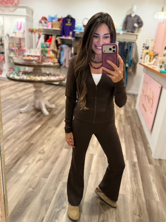 Ainsley Set