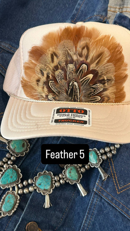 CREAM BEIGE FEATHER TRUCKER HAT